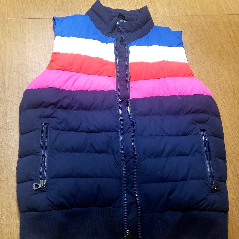 Gap Navy Multi Vest (Primaloft)